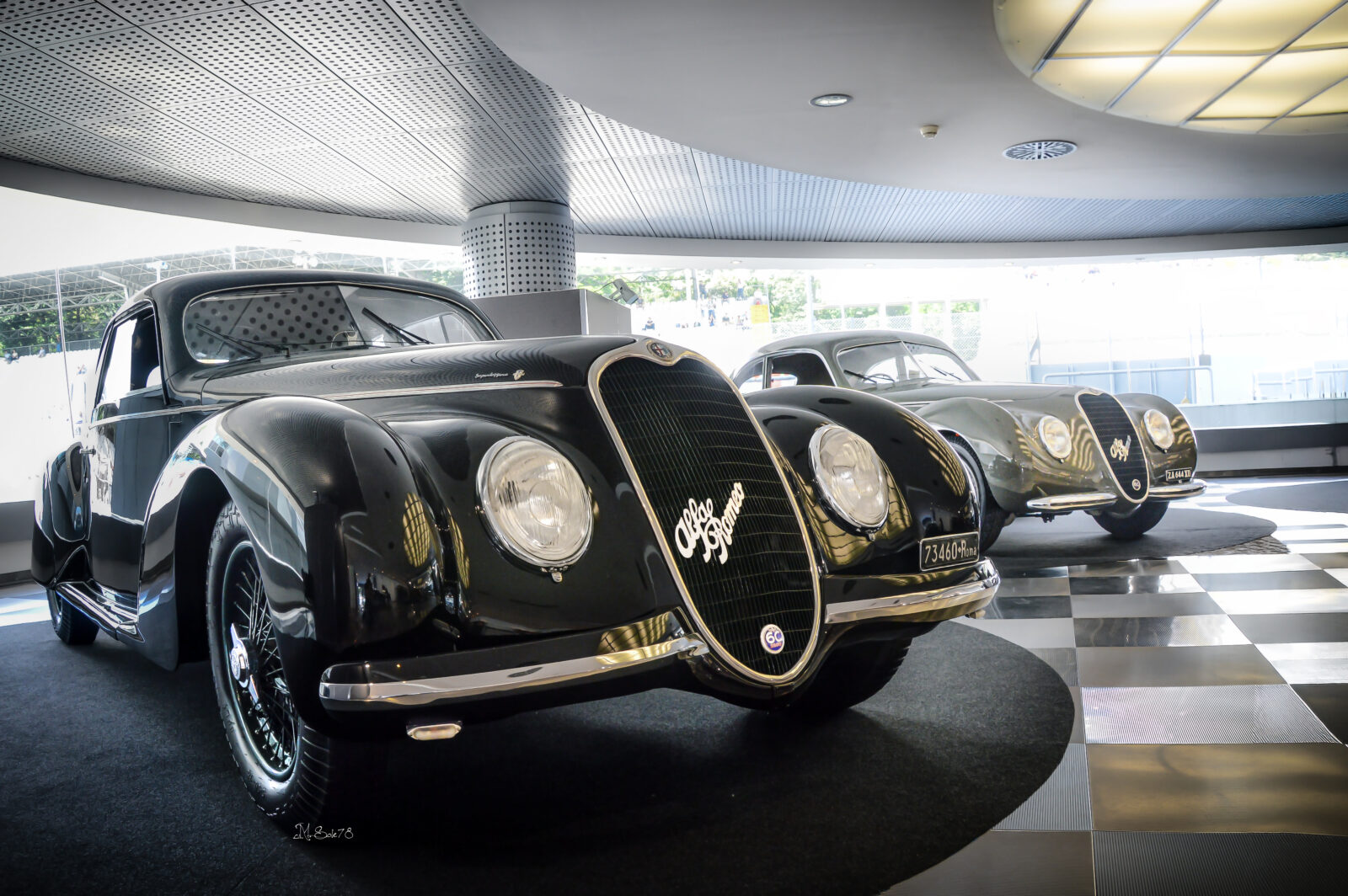 Alfa Romeo 6C 2500 SS carrozzata Touring Superleggera in mostra statica, vista frontale